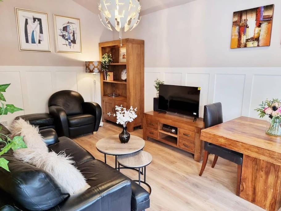 Charming Cottage Next To John Radcliffe Hospital With Free Parking Oxford Exterior photo